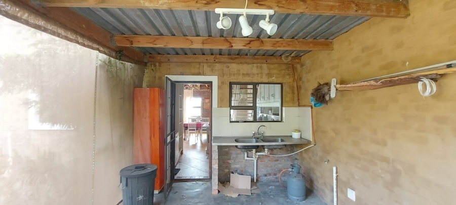 2 Bedroom Property for Sale in Albertinia Western Cape